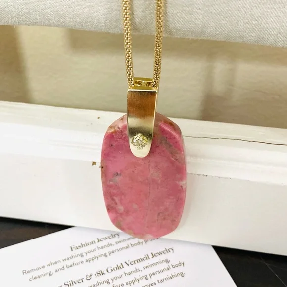 Kendra Scott Inez Gold Tone Necklace - Picture 2 of 8